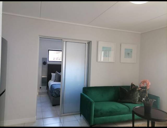 1 BEDROOM PROPERTY TO RENT IN LINBRO PARK